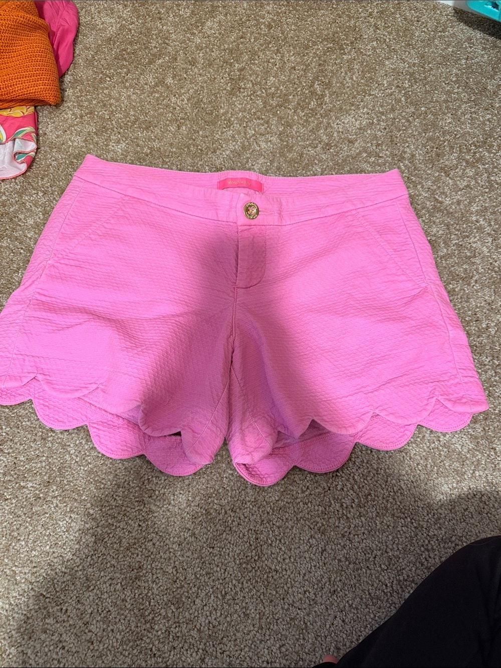 Lilly Pulitzer Bright Pink Scalloped Hem High-Rise Shorts